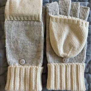 Knitted Gloves